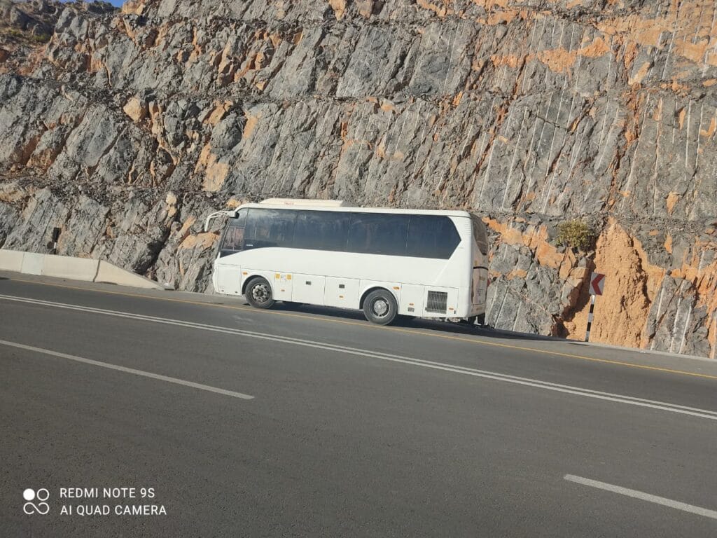 luxury coach hire dubai