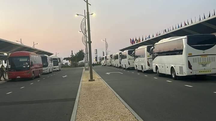 boobing van rental dubai airport